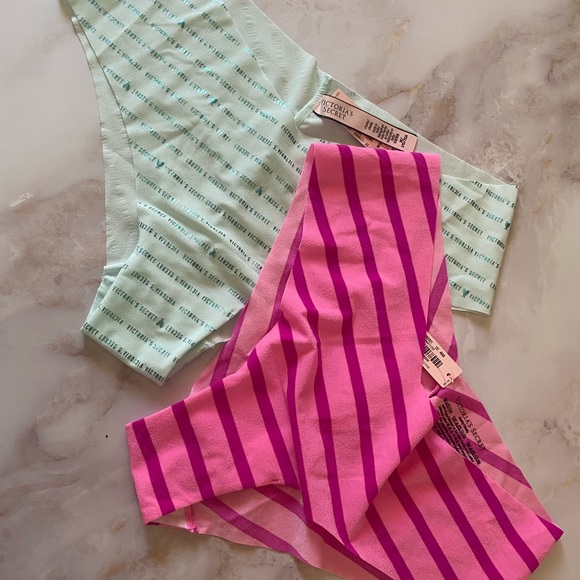 Victoria Secret Underwear panties - Picture 6 of 17